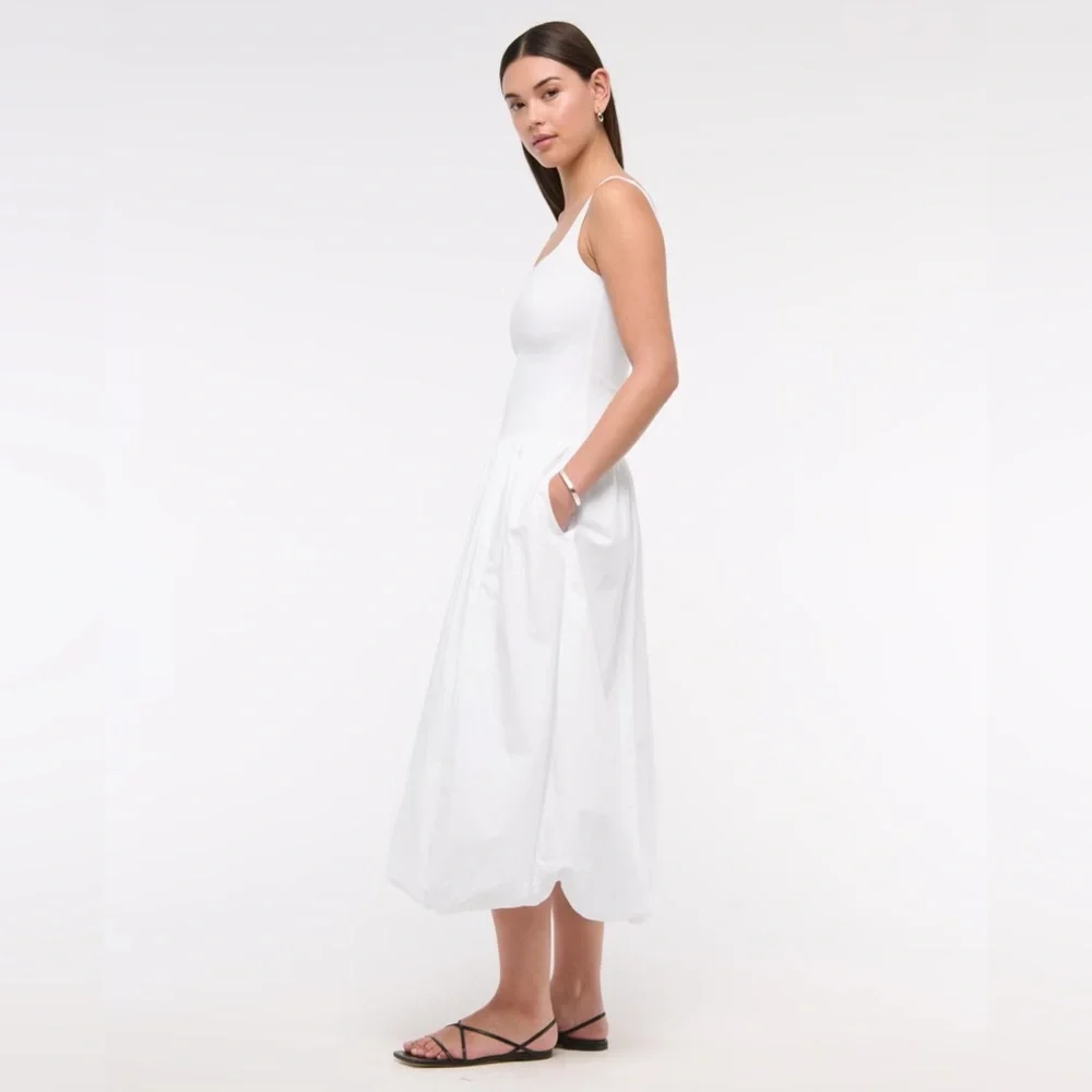 Abercrombie & Fitch classic sleeveless
